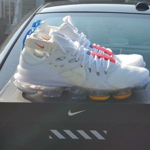 Nike VaporMax Summit White